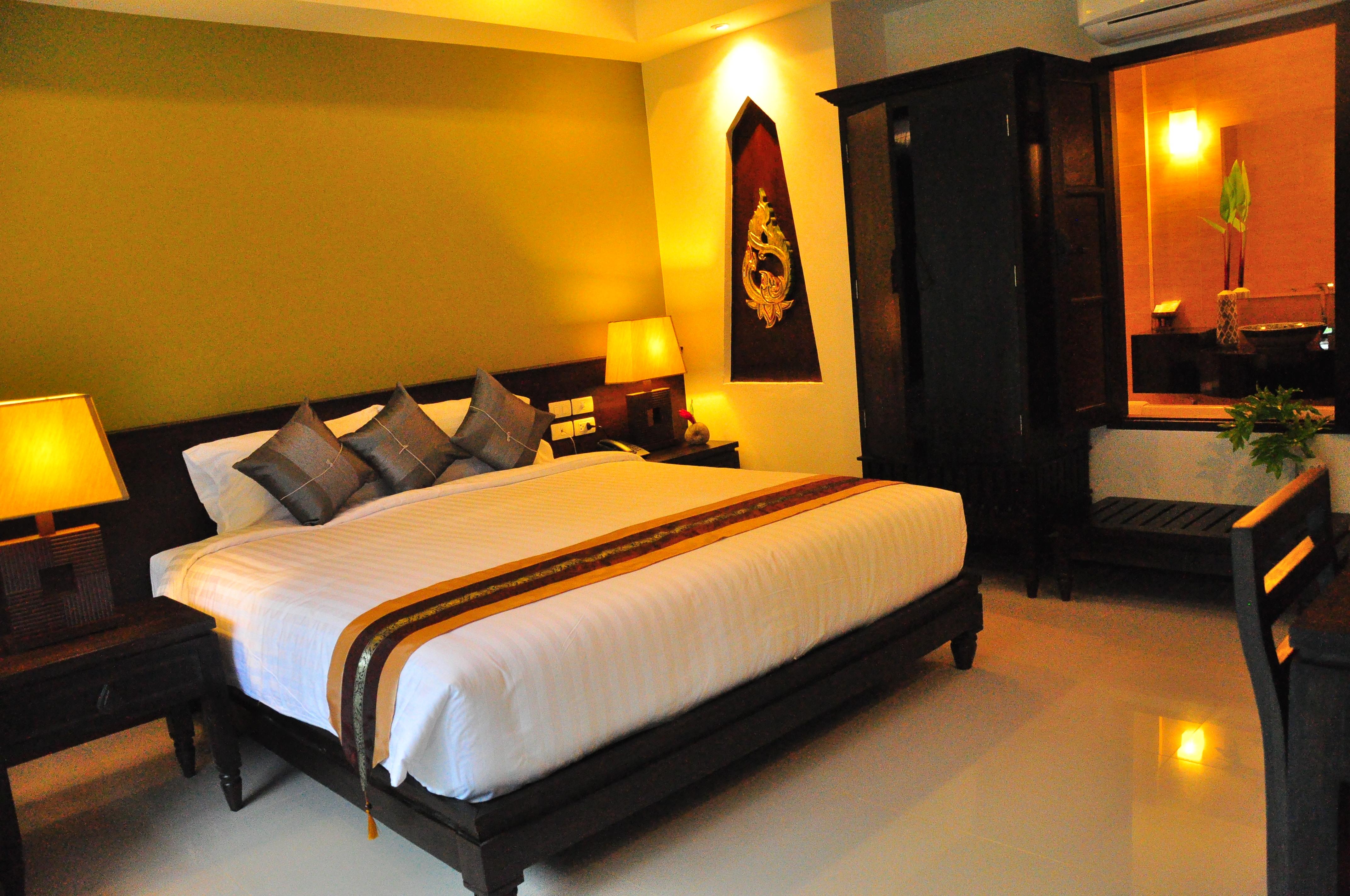 Navatara Phuket Resort - SHA Extra Plus Rawai Exteriör bild