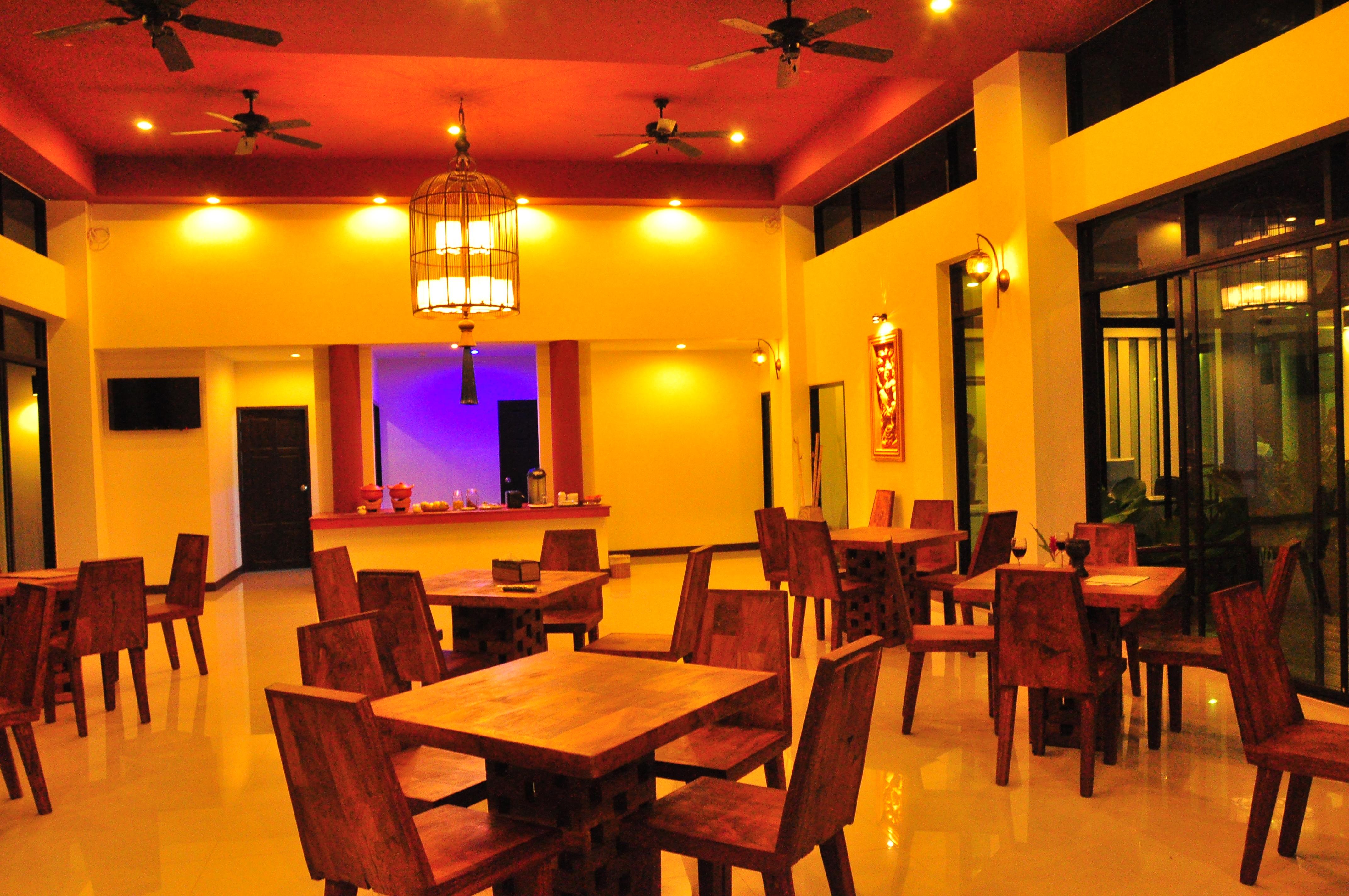Navatara Phuket Resort - SHA Extra Plus Rawai Exteriör bild