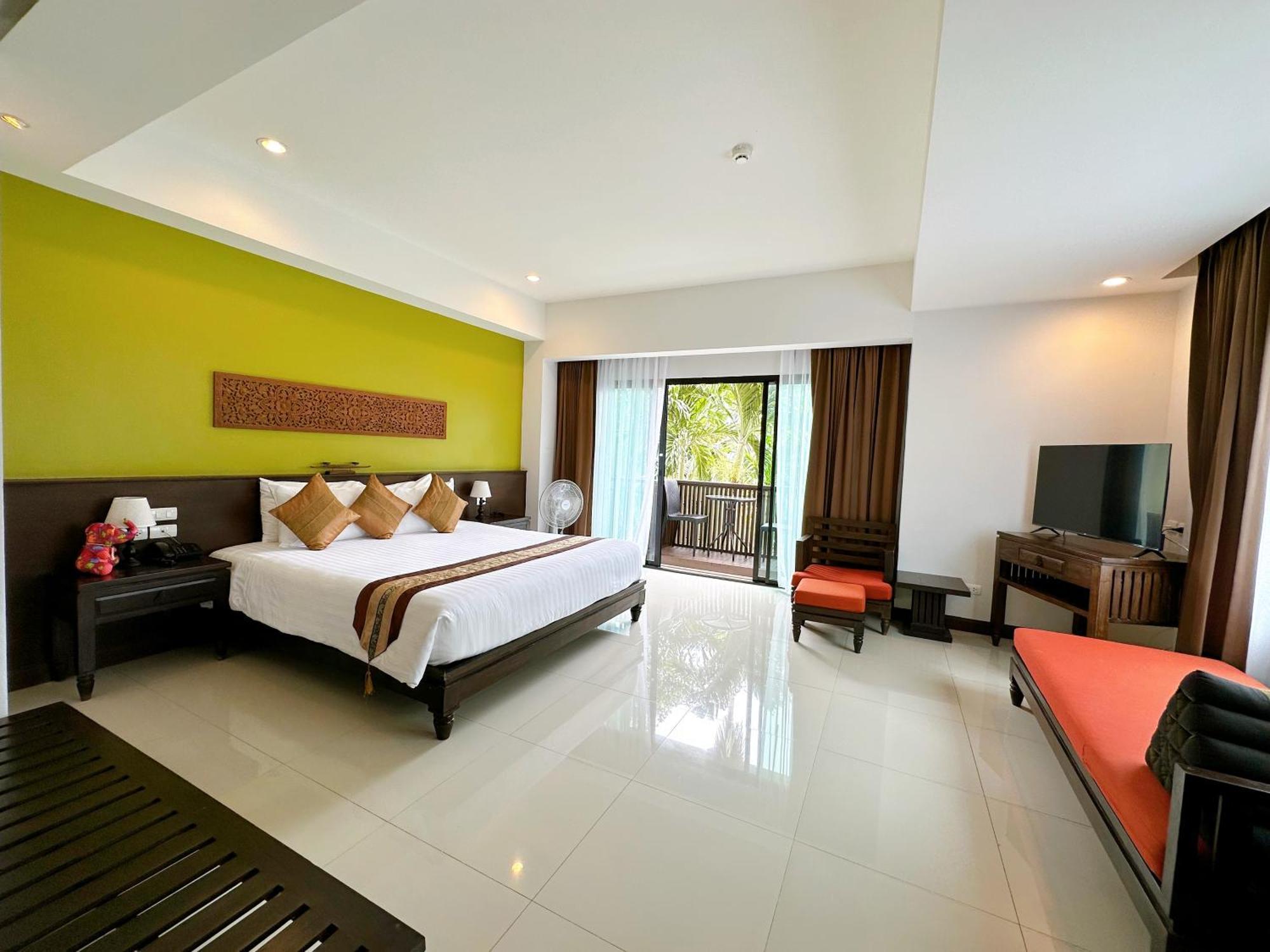 Navatara Phuket Resort - SHA Extra Plus Rawai Exteriör bild