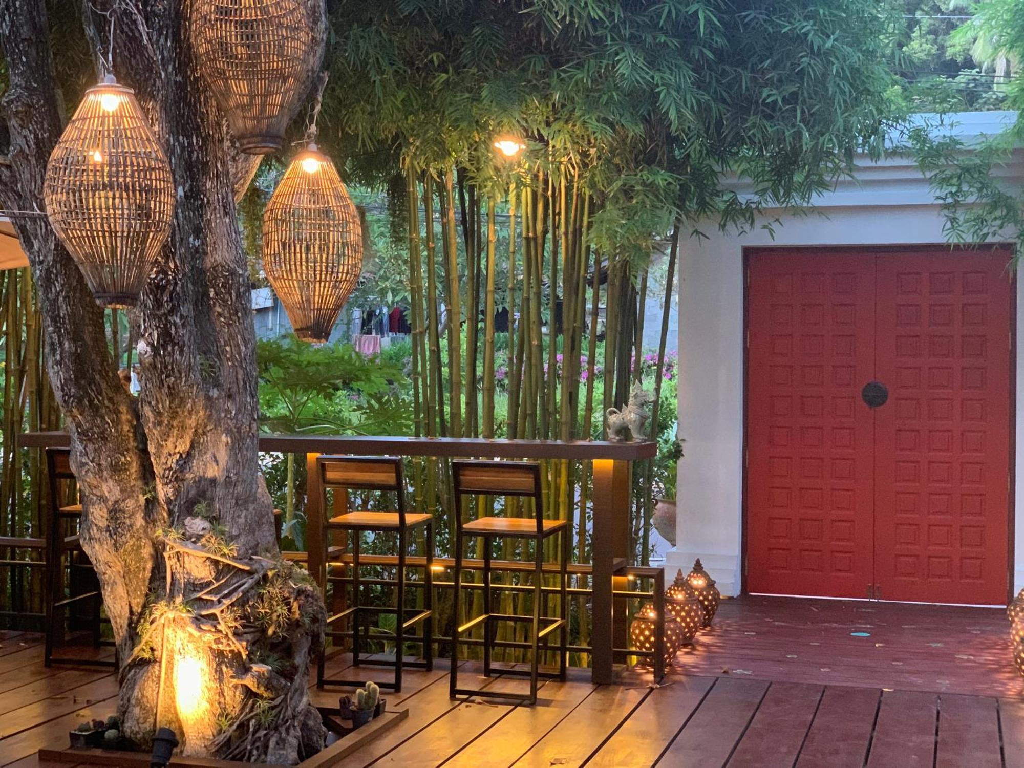 Navatara Phuket Resort - SHA Extra Plus Rawai Exteriör bild